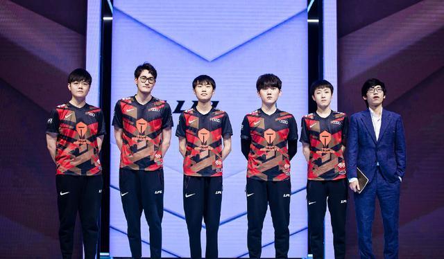 更因为它们 更因为它们